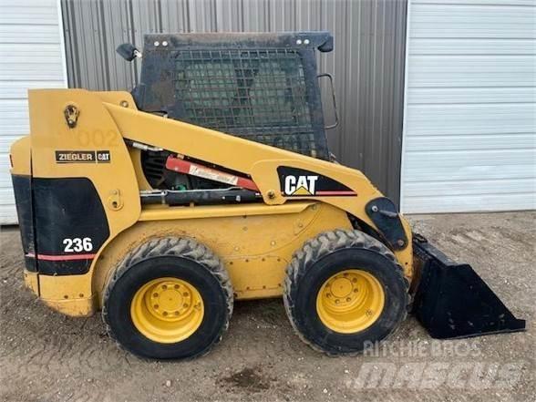 CAT 236 Міні-навантажувачі