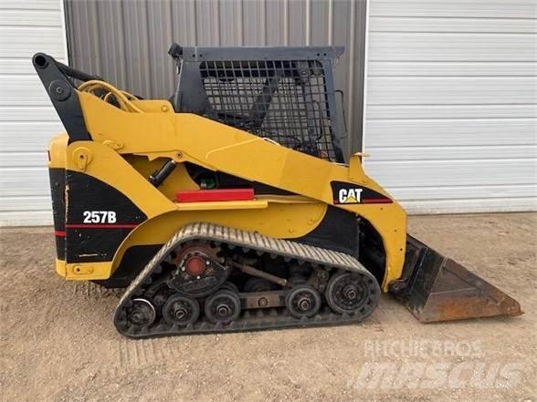CAT 257B Міні-навантажувачі