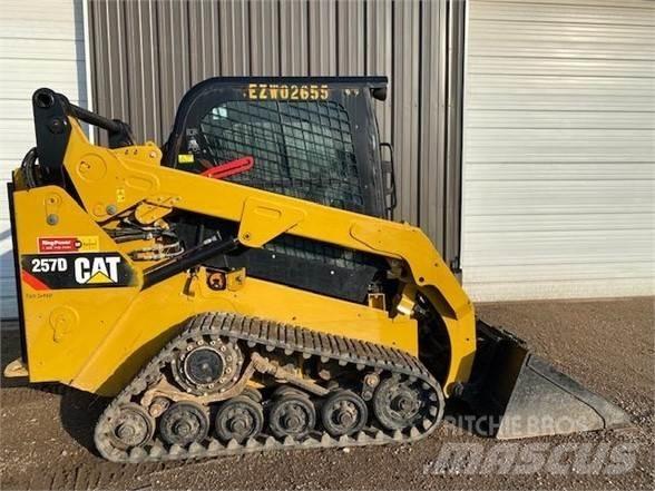 CAT 257D Міні-навантажувачі