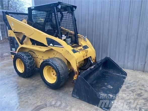 CAT 262 Міні-навантажувачі
