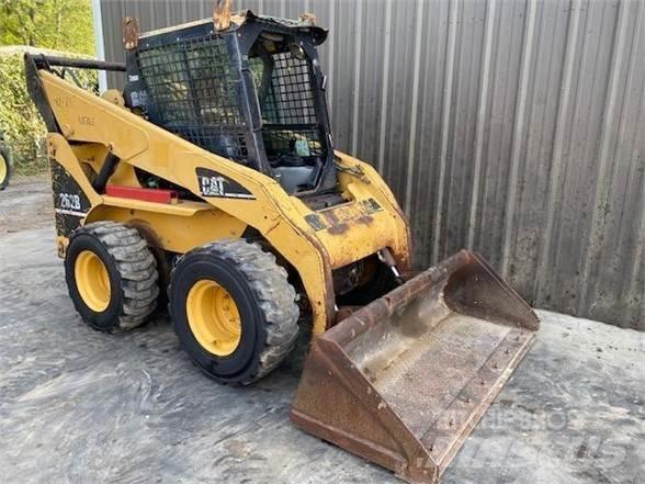 CAT 262B Міні-навантажувачі