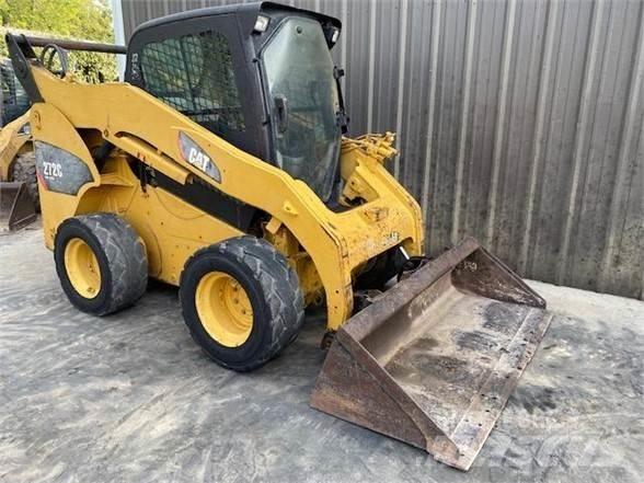 CAT 272C Міні-навантажувачі