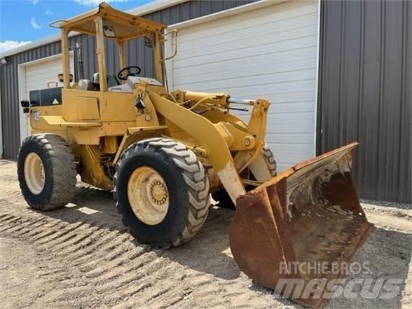 CAT 924F Фронтальні навантажувачі