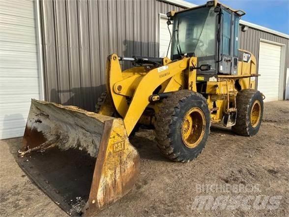 CAT 924GZ Фронтальні навантажувачі