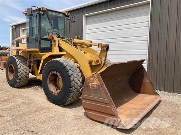 CAT 938G Фронтальні навантажувачі