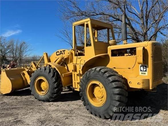 CAT 950 Фронтальні навантажувачі