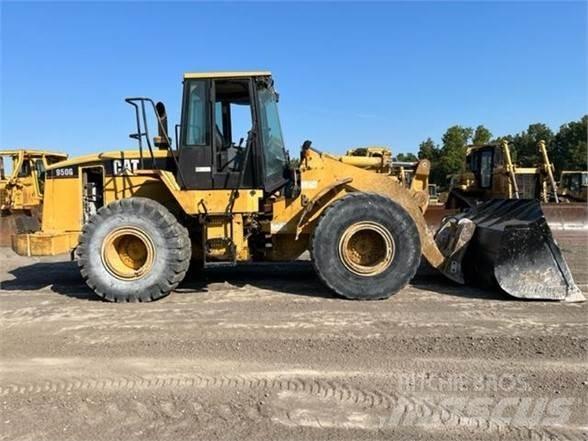 CAT 950G Фронтальні навантажувачі