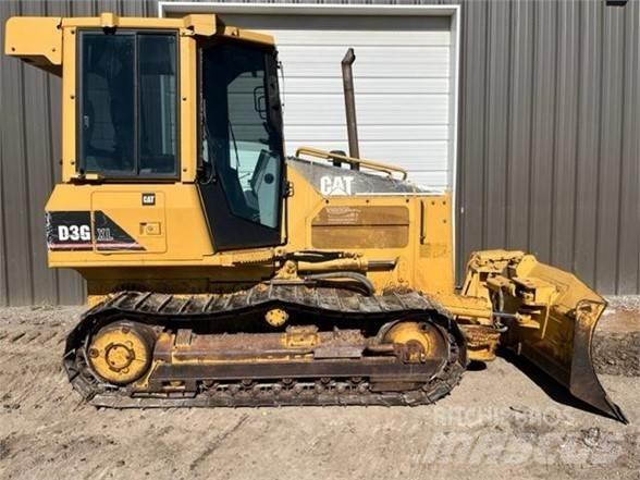 CAT D3G Гусеничні бульдозери
