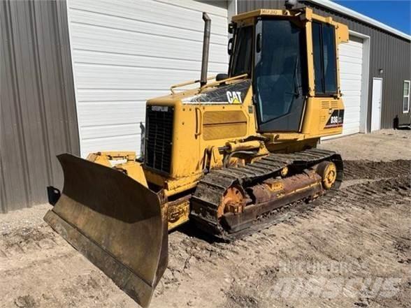 CAT D3G Гусеничні бульдозери