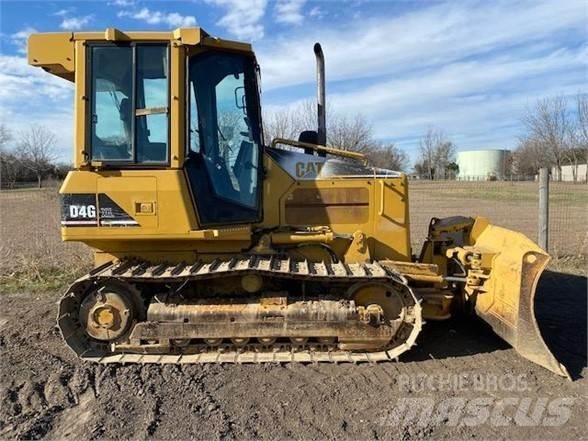 CAT D4G XL Гусеничні бульдозери