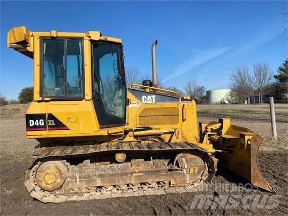 CAT D4G XL Гусеничні бульдозери