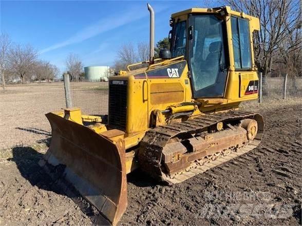 CAT D4G XL Гусеничні бульдозери