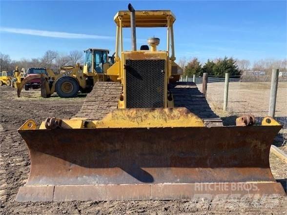 CAT D5M LGP Гусеничні бульдозери