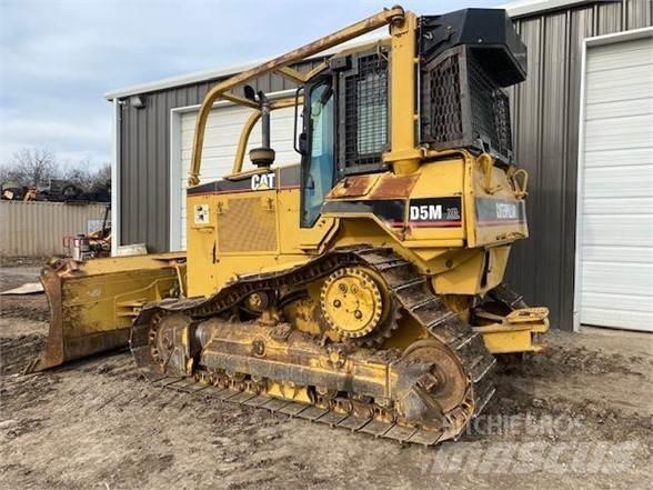 CAT D5M XL Гусеничні бульдозери