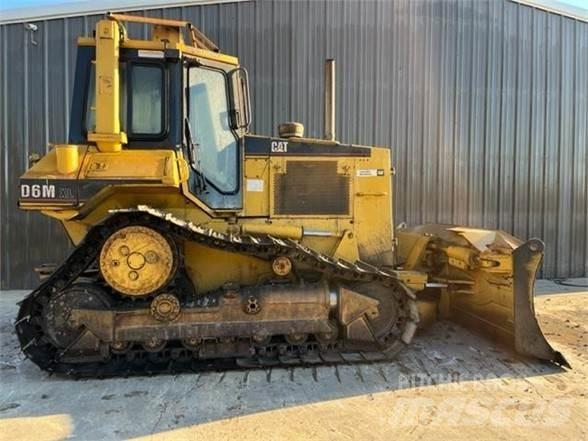 CAT D6M XL Гусеничні бульдозери