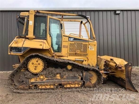 CAT D6N XL Гусеничні бульдозери