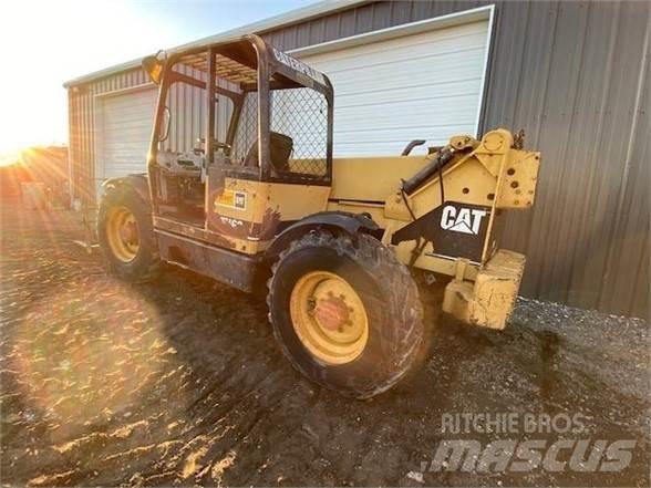 CAT TH63 Телескопічні навантажувачі