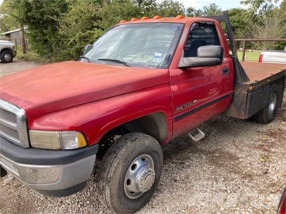Dodge 3500SLT Вантажівки-платформи/бокове розвантаження