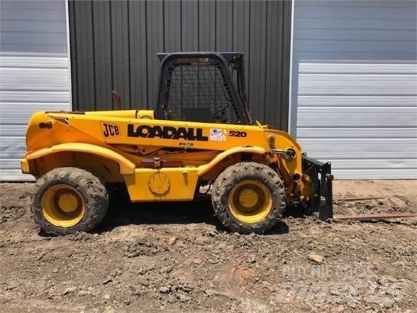 JCB 520 Телескопічні навантажувачі