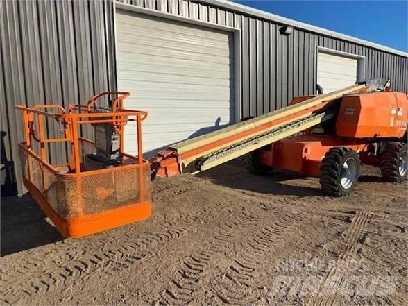 JLG 600S Телескопічні підйомники