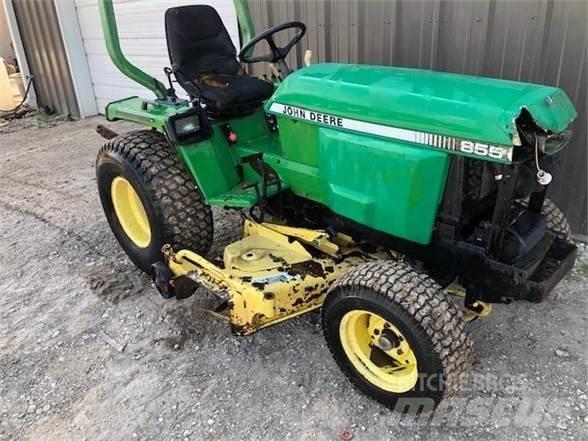 John Deere 855 Трактори
