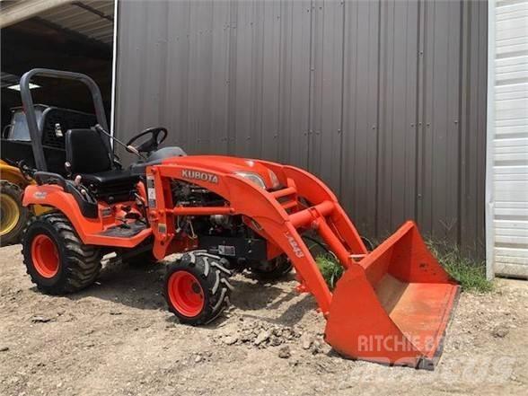 Kubota BX2350D Трактори
