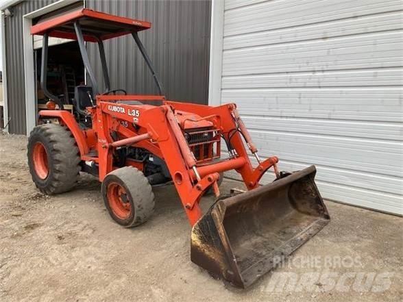 Kubota L35 Фронтальні навантажувачі