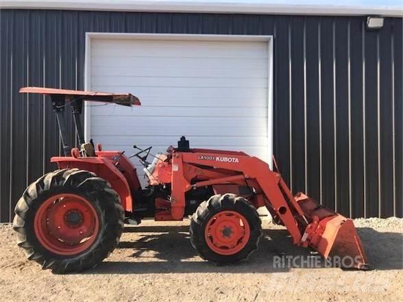 Kubota M4700 Трактори