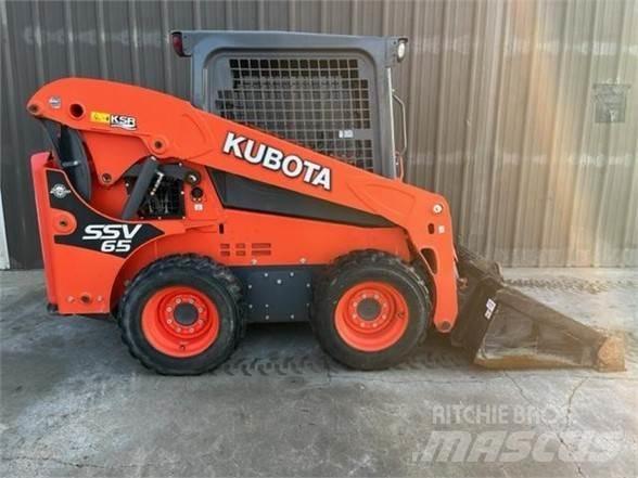Kubota SSV65 Міні-навантажувачі
