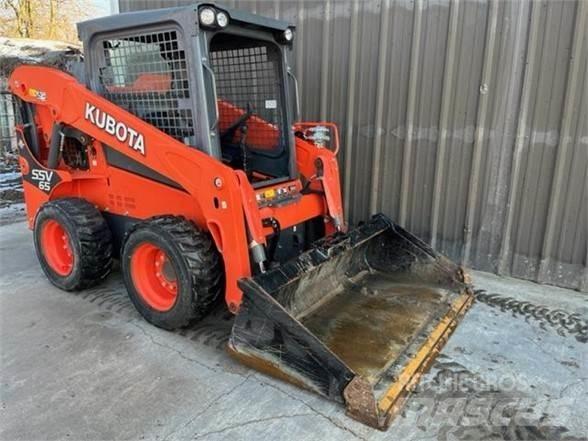 Kubota SSV65 Міні-навантажувачі