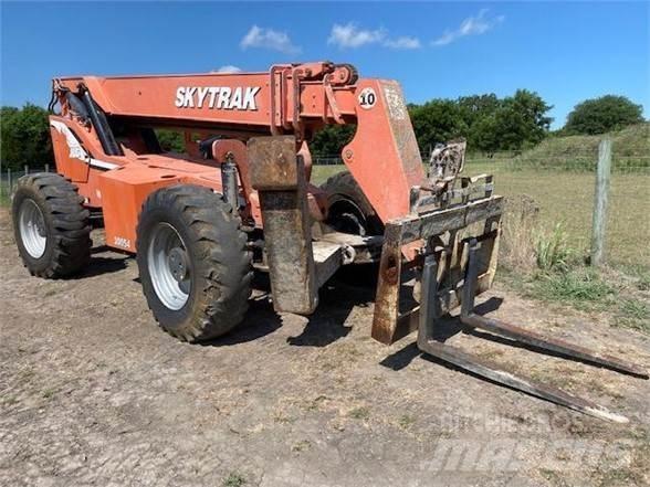 SkyTrak 10054 Телескопічні навантажувачі