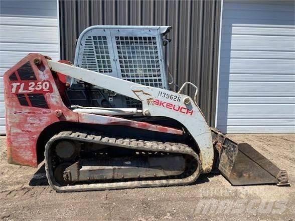 Takeuchi TL250 Міні-навантажувачі