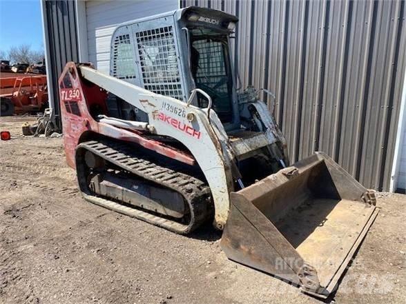 Takeuchi TL250 Міні-навантажувачі