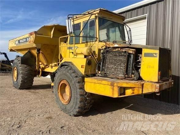Volvo A25C Зчленовані самоскиди