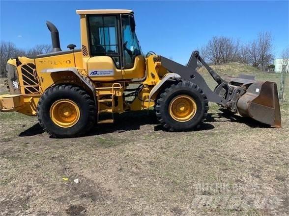 Volvo L60F Фронтальні навантажувачі