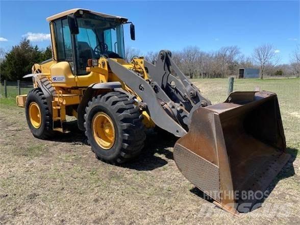 Volvo L60F Фронтальні навантажувачі