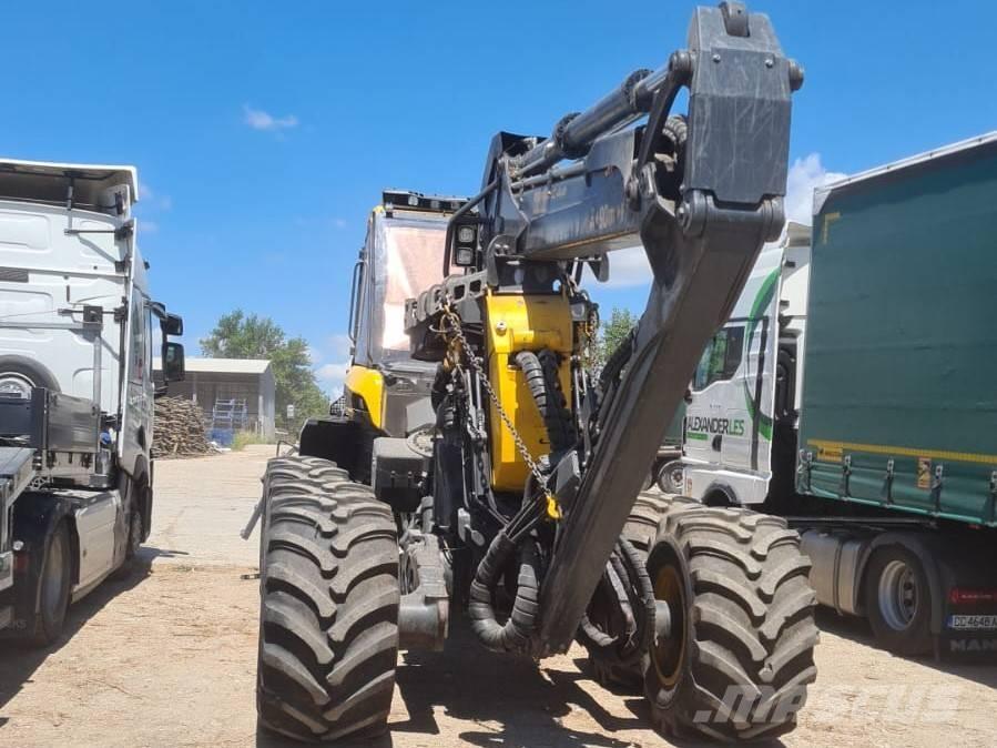 Ponsse Fox Харвестери