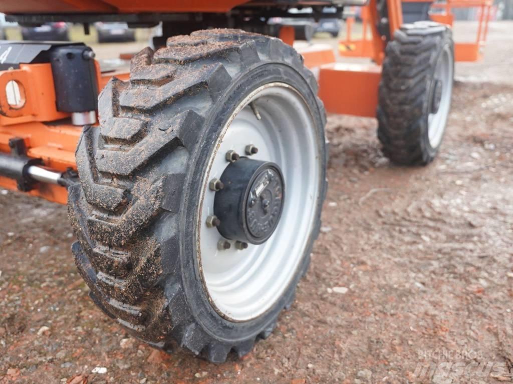 JLG 340 AJ Колінчаті підйомники