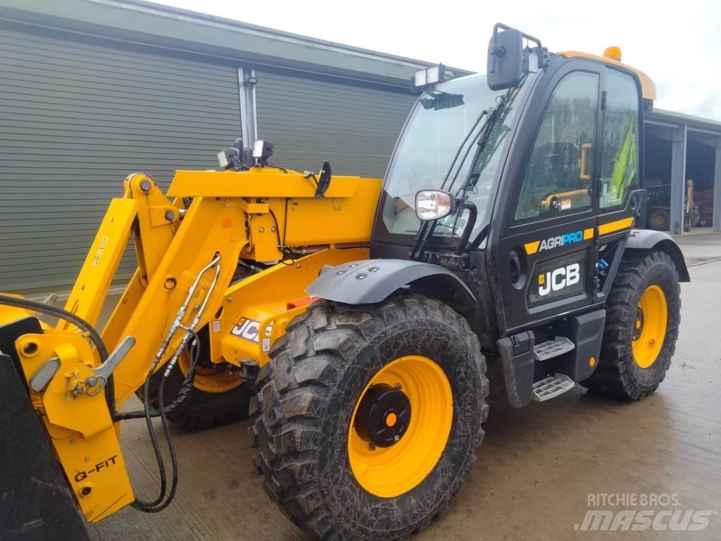 JCB 542-70 Телескопічний навантажувач