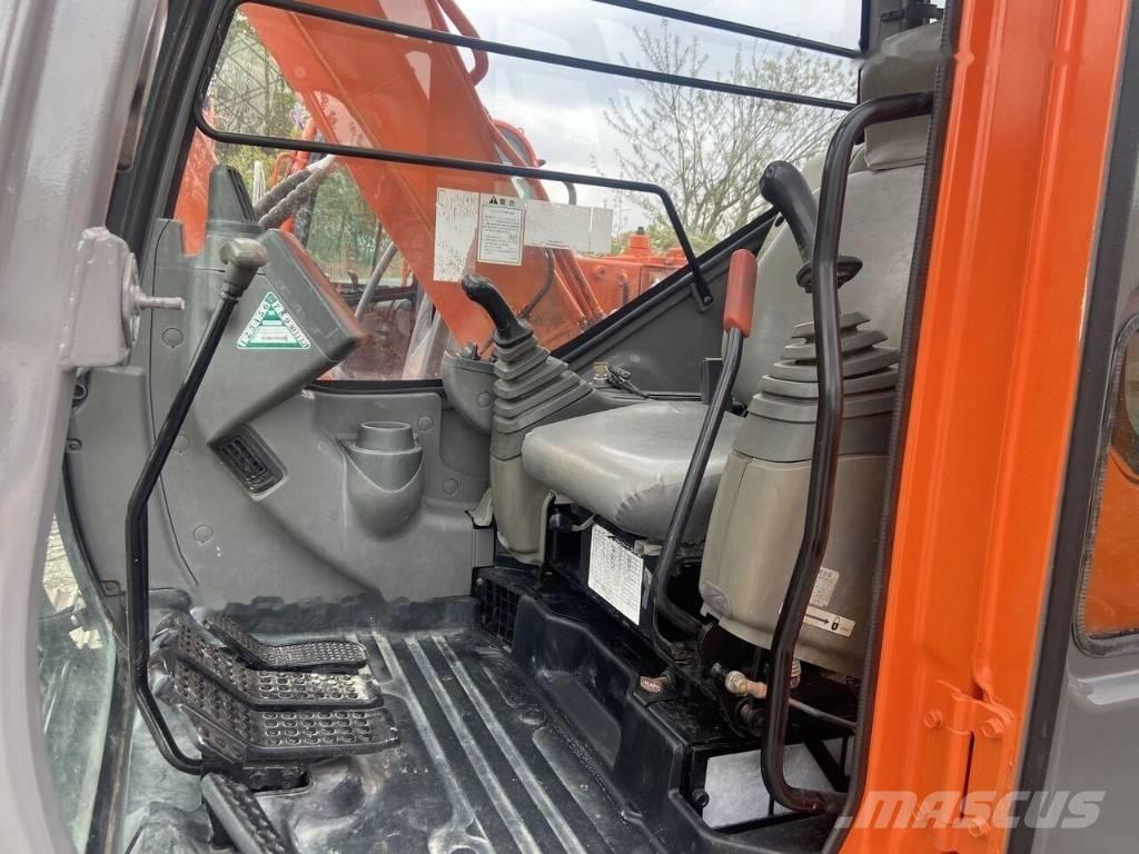 Hitachi ZX 80 Середні екскаватори 7т. - 12т.