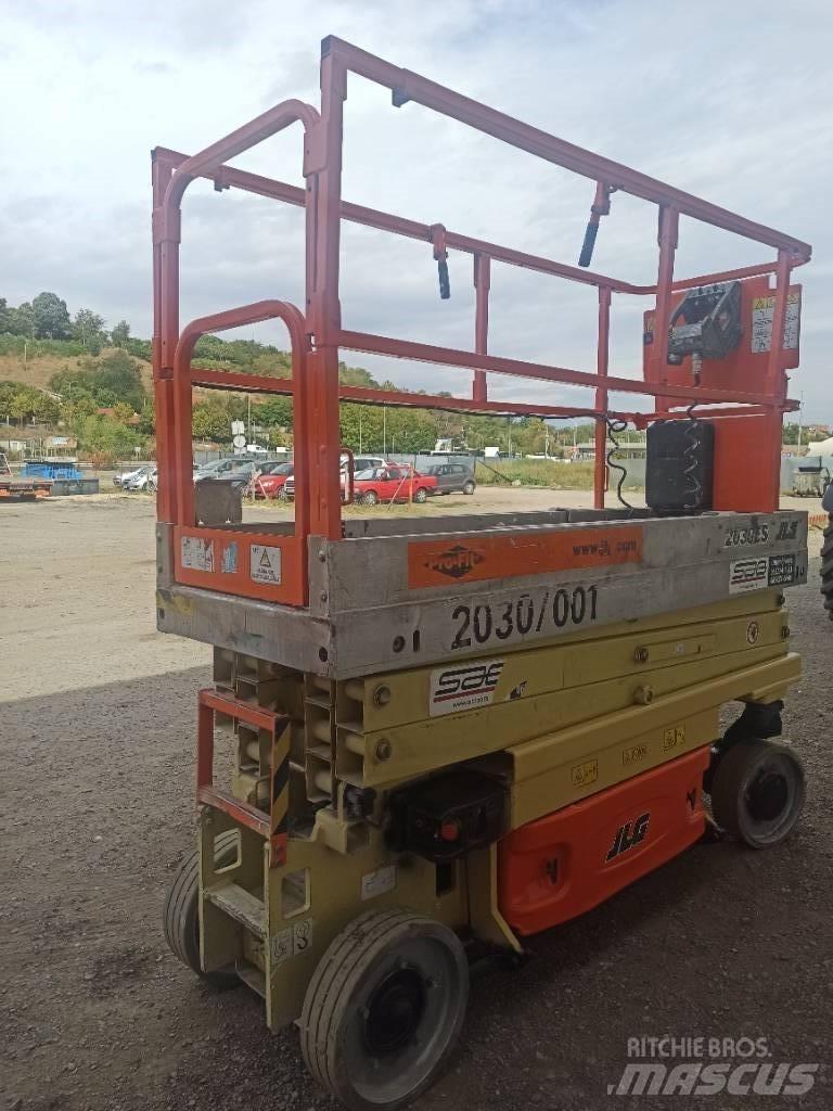JLG 2030 ES Підйомники-ножиці