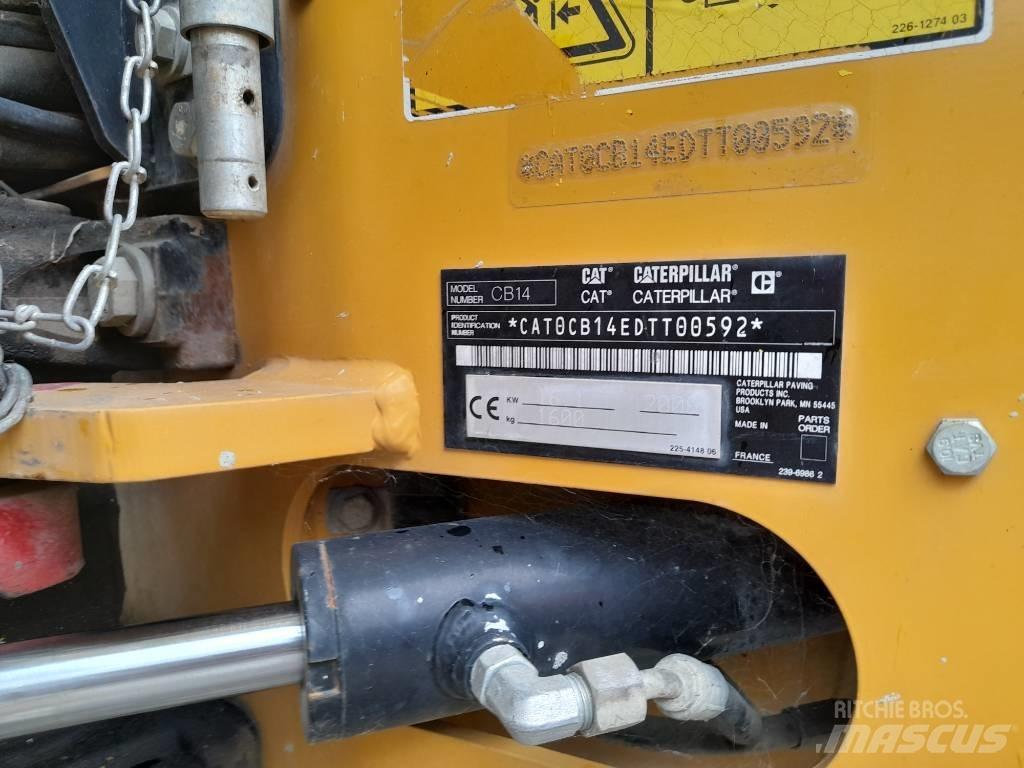 CAT CB 14 Котки тротуарні