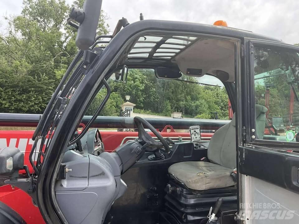 Manitou 1033 Телескопічні навантажувачі