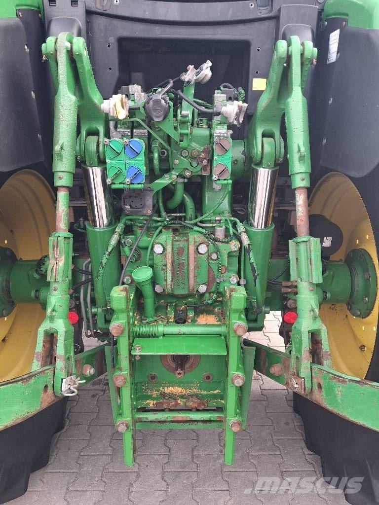 John Deere 6150 R Трактори