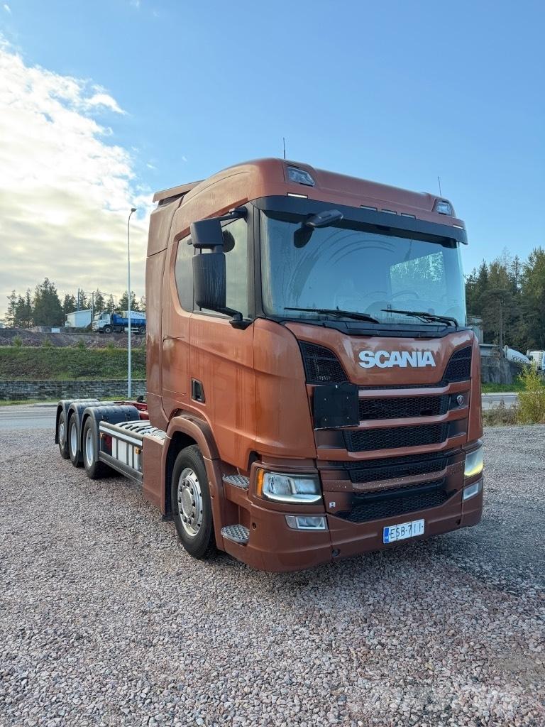 Scania R540B8x4*4NB Шасі з кабіною