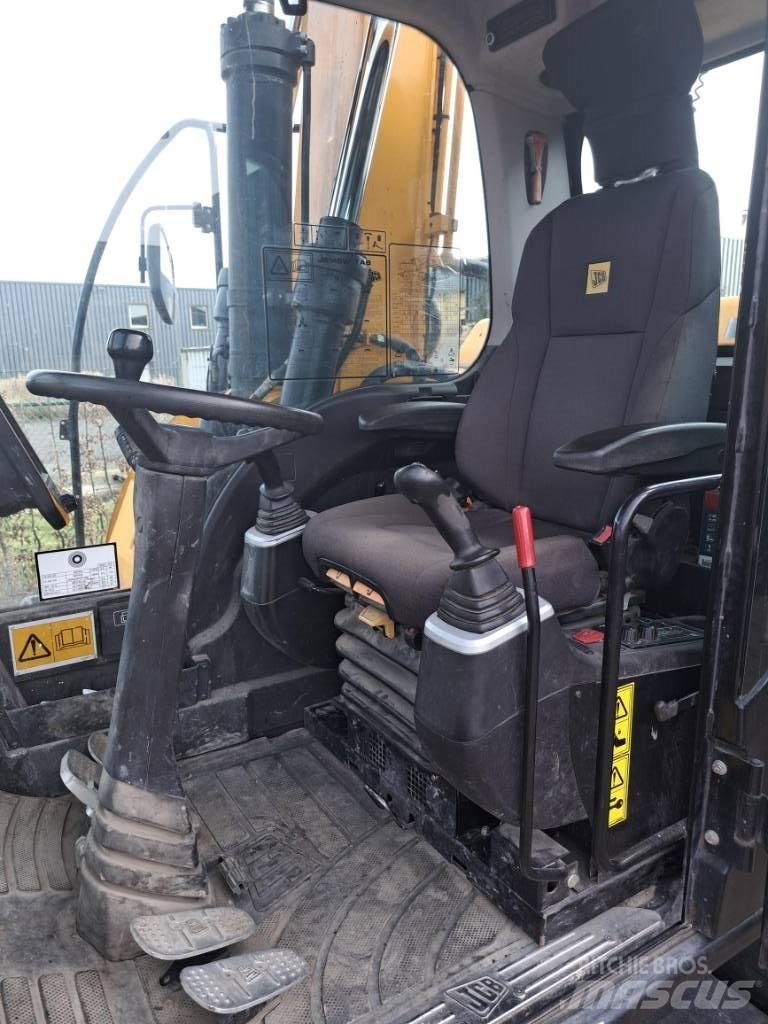 JCB JS 145 W Колісні екскаватори