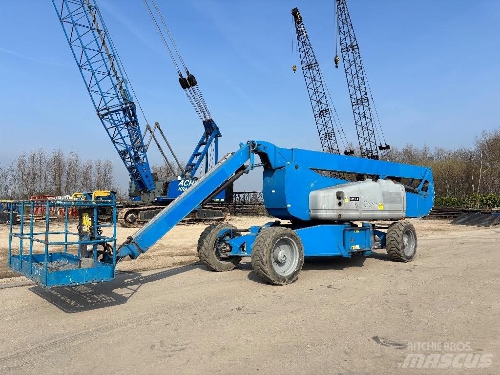 Genie ZX 135/70 Колінчаті підйомники