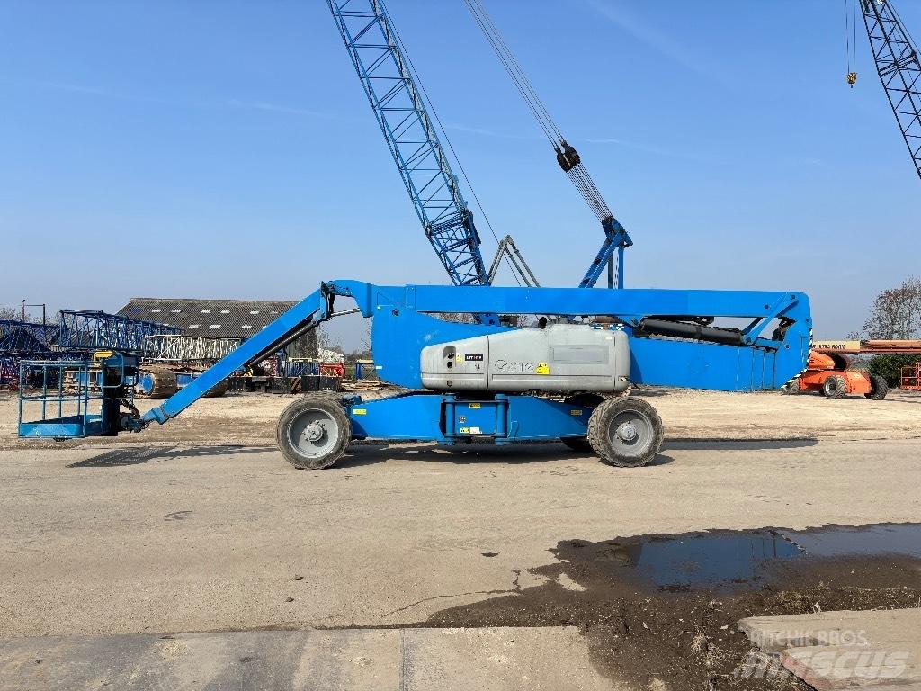 Genie ZX 135/70 Колінчаті підйомники