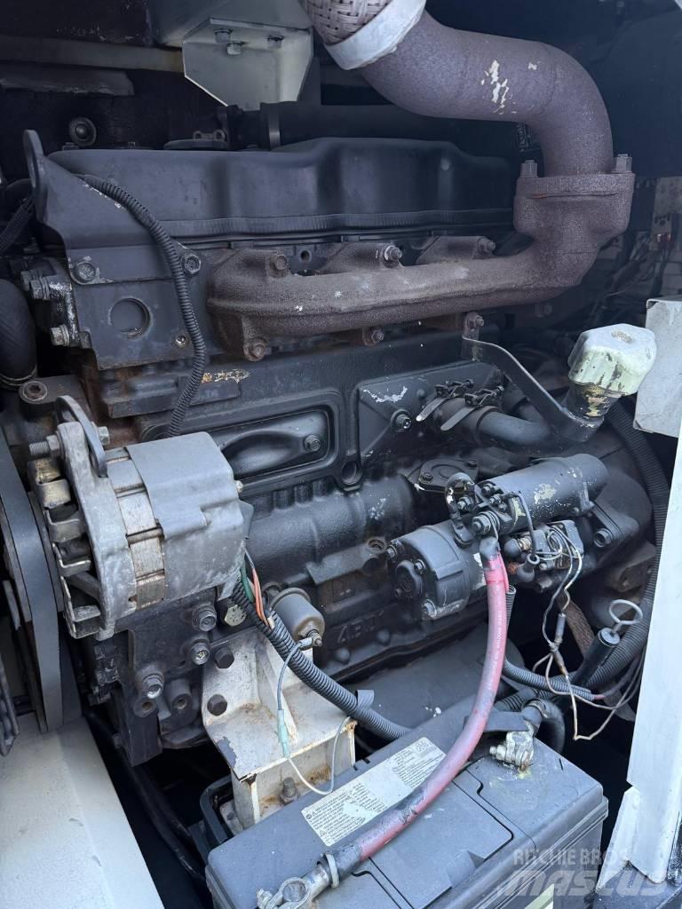 MultiQuip DCA 45 Дизельні генератори