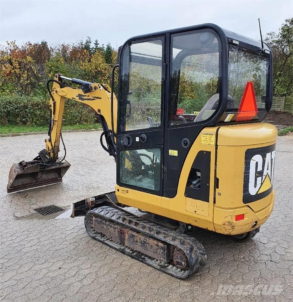 CAT 301.8 C Міні-екскаватори < 7т